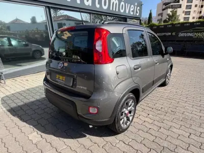 Fiat Panda 2022 - 9900 EUR, 93700 km - AUTO.MOTO.pt - 93700km - foto 9 de 12