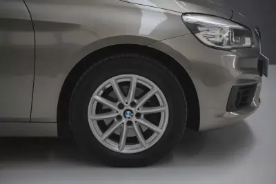 BMW 216 Active Tourer 2015 - 12750 EUR, 196513 km - AUTO.MOTO.pt - 196513km - foto 4 de 43