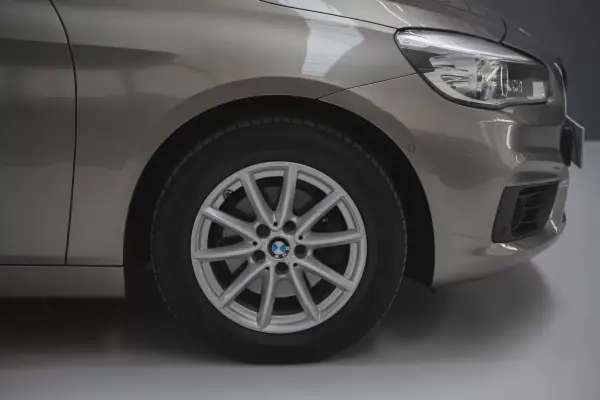 BMW 216 Active Tourer 2015 - 12750 EUR, 196513 km - AUTO.MOTO.pt - 196513km - foto 4 de 43