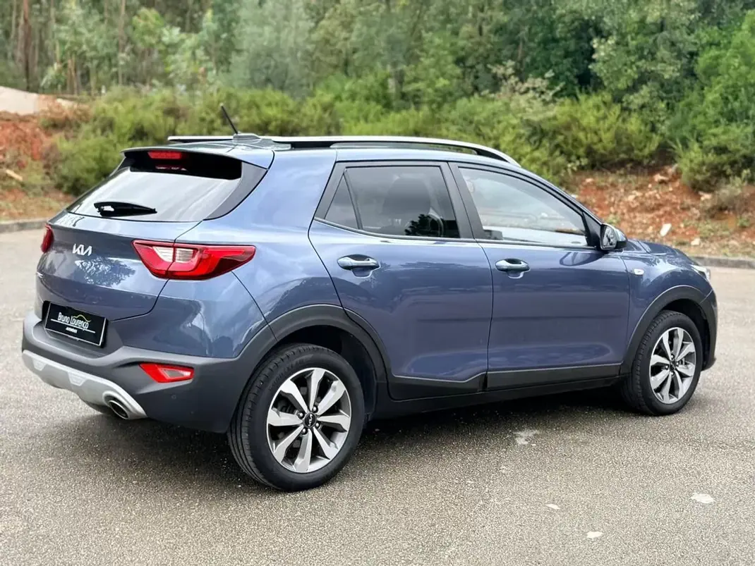 Kia Stonic 2021 - 11900 EUR, 126100 km - AUTO.MOTO.pt - 126100km - foto 26 de 28
