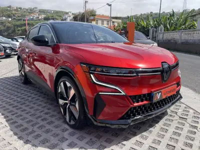 Renault Mégane E-Tech 2023 - 26950 EUR, 30221 km - 30221km - foto 1 de 11