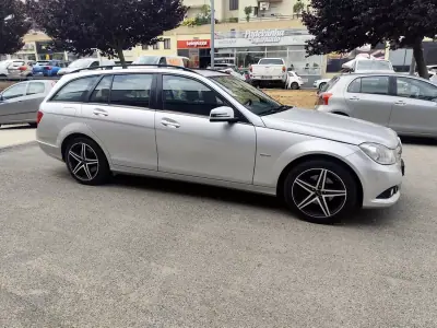 Mercedes-Benz C 220 2011 - 9980 EUR, 240000 km - 240000km - foto 13 de 23