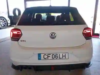 Volkswagen Polo 2018 - 21999 EUR, 176047 km - AUTO.MOTO.pt - 176047km - foto 4 de 13