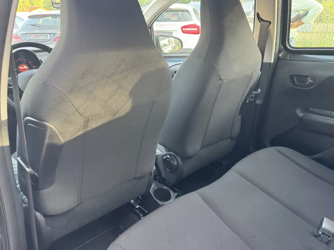 Citroën C1 2018 - 9999 EUR, 40000 km - AUTO.MOTO.pt - 40000km - foto 18 de 20