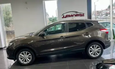 Nissan Qashqai 2014 - 12499 EUR, 176021 km - AUTO.MOTO.pt - 176021km - foto 10 de 28