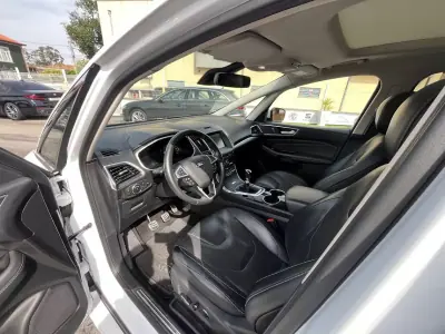 Ford S-Max 2016 - 27250 EUR, 140000 km - AUTO.MOTO.pt - 140000km - foto 37 de 80