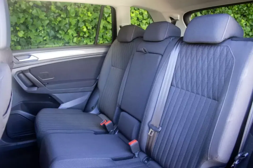 Volkswagen Tiguan Allspace 2022 - 33500 EUR, 23000 km - AUTO.MOTO.pt - 23000km - foto 13 de 19