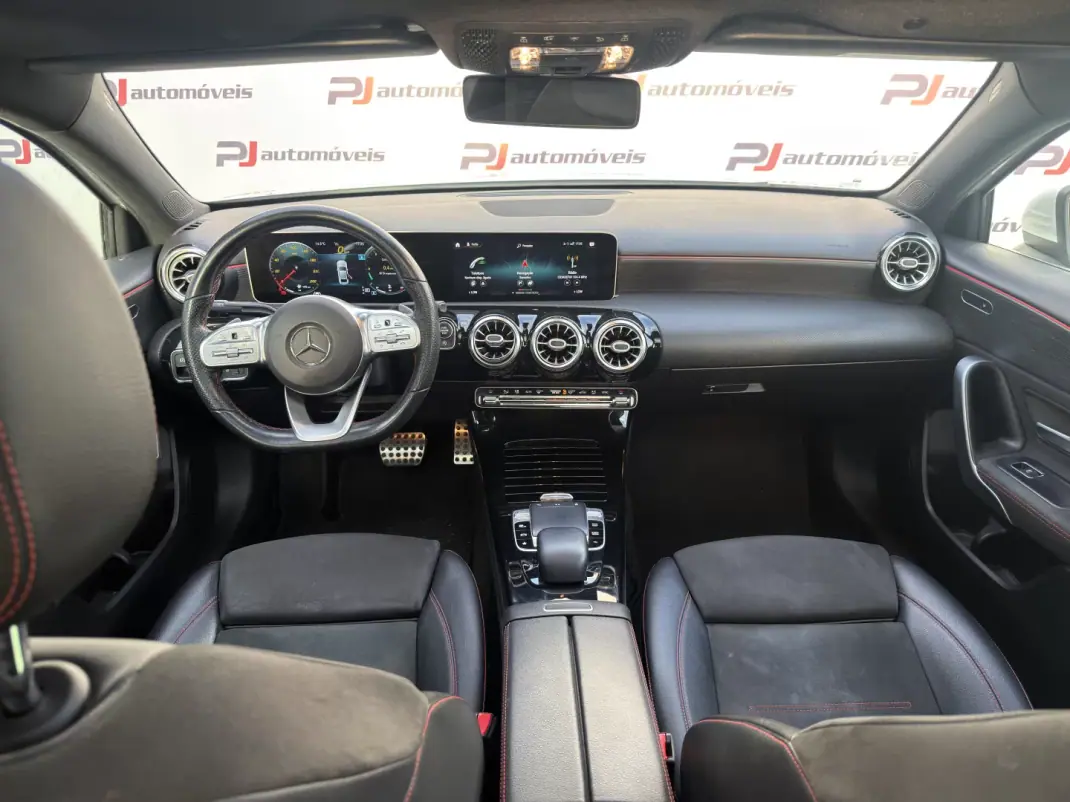 Mercedes-Benz A 180 Limousine 2019 - 23990 EUR, 176827 km - AUTO.MOTO.pt - 176827km - foto 17 de 19