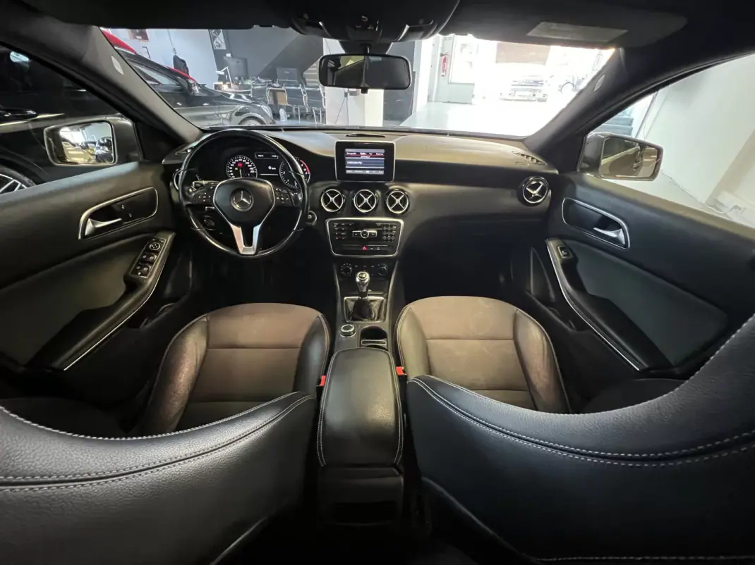 Mercedes-Benz A 180 2013 - 12990 EUR, 180000 km - AUTO.MOTO.pt - 180000km - foto 5 de 36