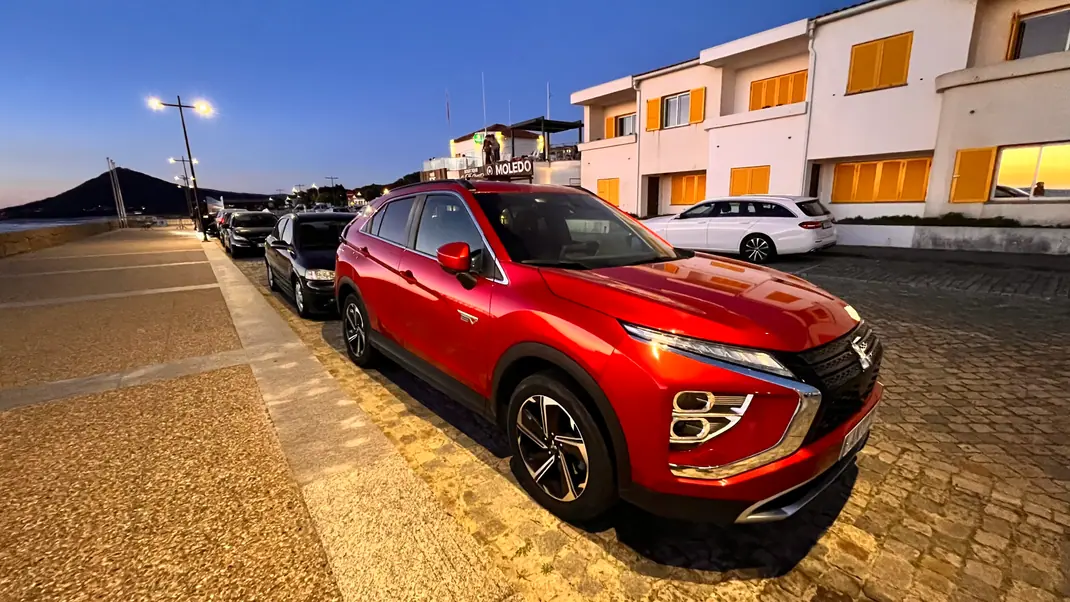 Mitsubishi Eclipse Cross 2022 - 23000 EUR, 64500 km - AUTO.MOTO.pt - 64500km - foto 1 de 7