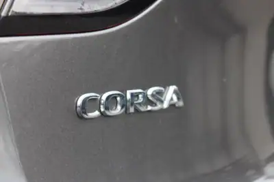 Opel Corsa 2020 - 11900 EUR, 145397 km - AUTO.MOTO.pt - 145397km - foto 8 de 25