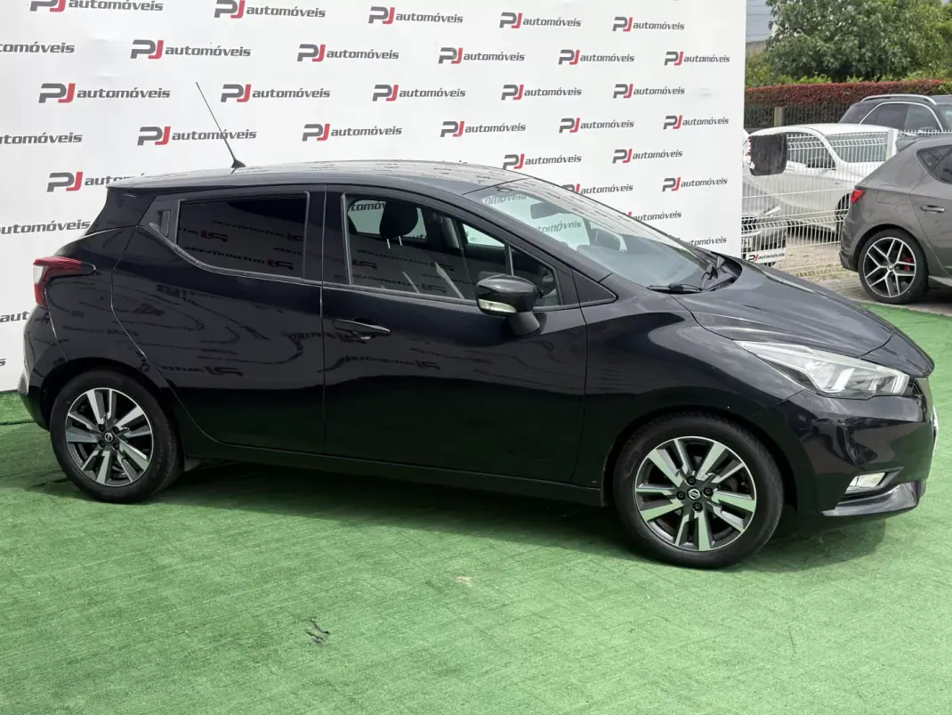 Nissan Micra 2018 - 12450 EUR, 63221 km - AUTO.MOTO.pt - 63221km - foto 5 de 9