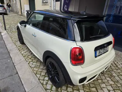 MINI Cooper 2017 - 14999 EUR, 166333 km - AUTO.MOTO.pt - 166333km - foto 6 de 24