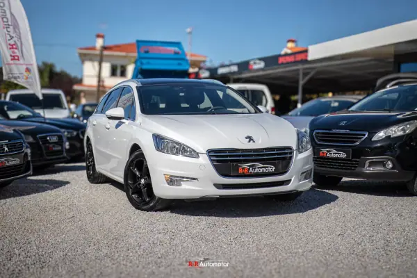 Peugeot 508 SW 2012