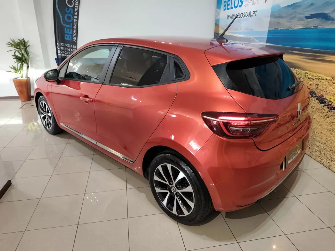 Renault Clio 2019 - 12300 EUR, 62000 km - 62000km - foto 7 de 22