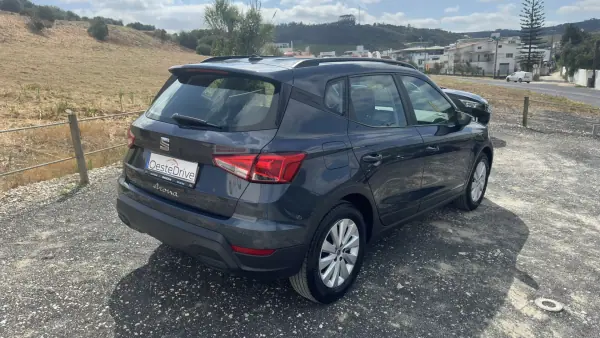 SEAT Arona 2024 - 16900 EUR, 41000 km - AUTO.MOTO.pt - 41000km - foto 5 de 22