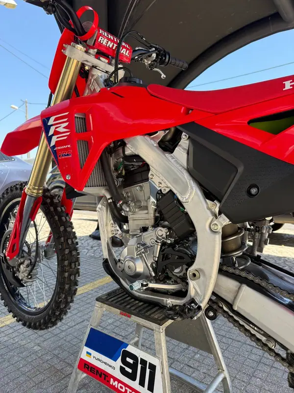 Honda CRF® 250R 2026 - 9000 EUR, 0 km - AUTO.MOTO.pt - foto 7 de 9