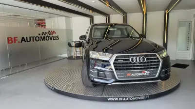 Audi Q7 2015 - 33900 EUR, 144656 km - AUTO.MOTO.pt - 144656km - foto 5 de 67