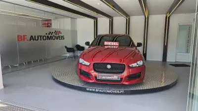 Jaguar XE 2016 - 14950 EUR, 176623 km - AUTO.MOTO.pt - 176623km - foto 9 de 58