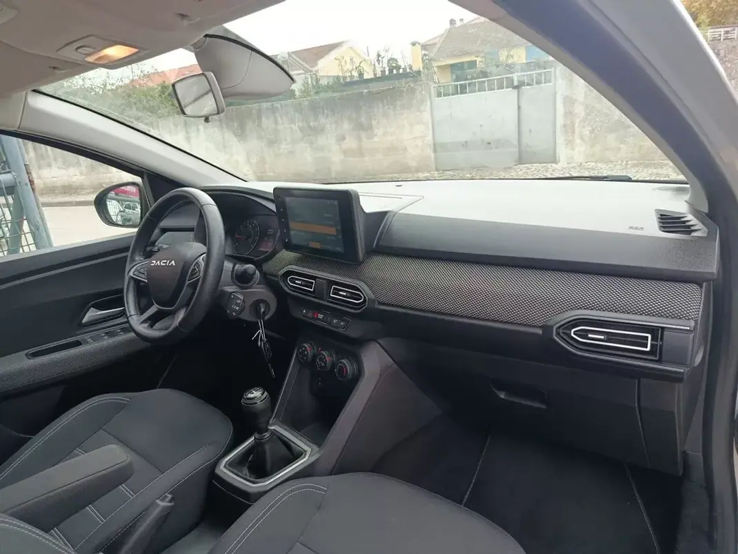 Dacia Sandero 2023 - 14900 EUR, 64868 km - 64868km - foto 15 de 31