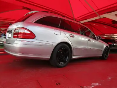 Mercedes-Benz E 270 2003 - 9949 EUR, 259100 km - 259100km - foto 19 de 19