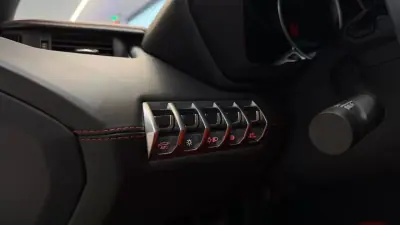 Lamborghini Aventador 2012 - 349900 EUR, 17929 km - AUTO.MOTO.pt - 17929km - foto 29 de 39