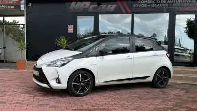Toyota Yaris 2018 - 16990 EUR, 80000 km - AUTO.MOTO.pt - 80000km - foto 3 de 29