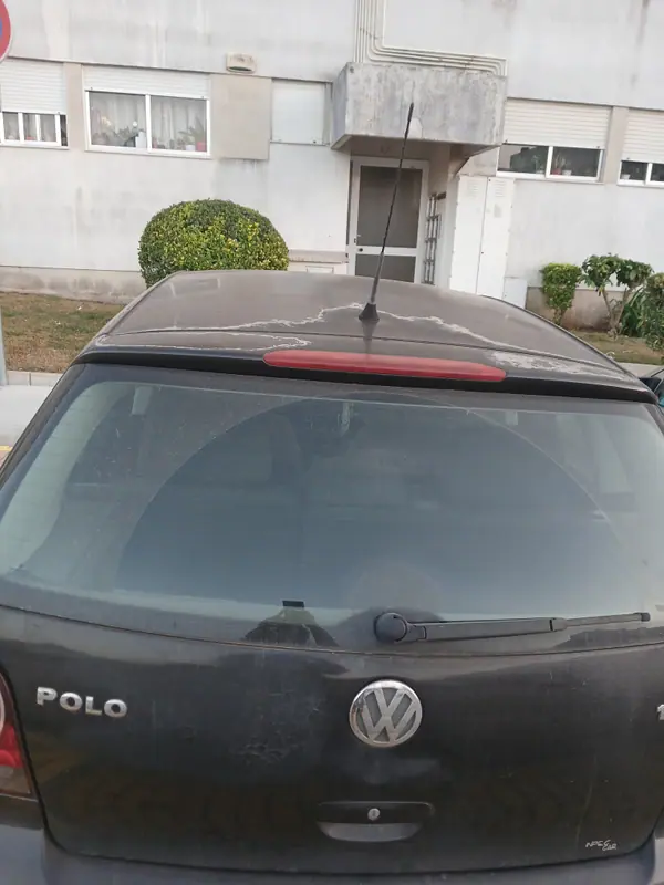 Volkswagen Polo 2004 - 1800 EUR, 22800 km - 22800km - foto 4 de 14