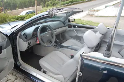 Mercedes-Benz CLK 200 1999 - 11000 EUR, 114500 km - AUTO.MOTO.pt - 114500km - foto 7 de 12