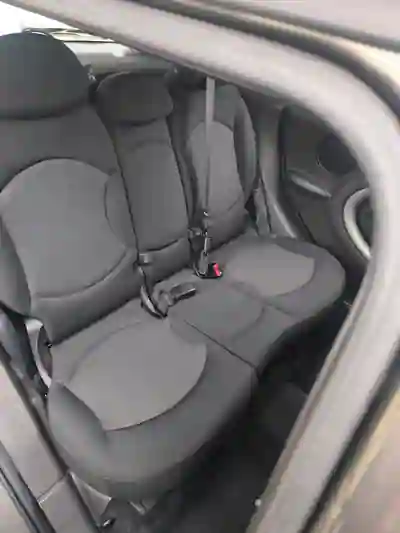 MINI Countryman 2012 - 7350 EUR, 262000 km - AUTO.MOTO.pt - 262000km - foto 9 de 16