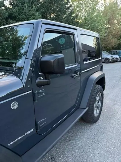 Jeep Wrangler 2019 - 19900 EUR, 323000 km - AUTO.MOTO.pt - 323000km - foto 5 de 10