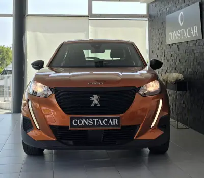 Peugeot 2008 2023 - 16750 EUR, 52595 km - AUTO.MOTO.pt - 52595km - foto 2 de 28