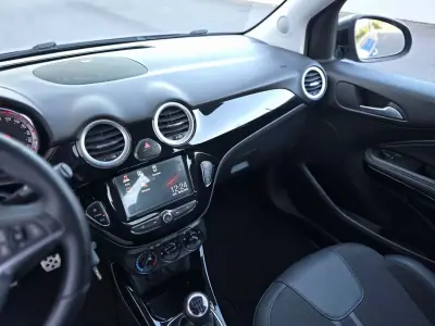 Opel Adam 2019 - 11900 EUR, 38000 km - AUTO.MOTO.pt - 38000km - foto 20 de 36