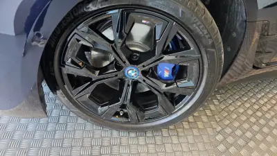 BMW i4 2023 - 38900 EUR, 51175 km - AUTO.MOTO.pt - 51175km - foto 32 de 62
