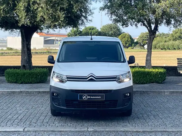 Citroën Berlingo 2021 - 12300 EUR, 118000 km - AUTO.MOTO.pt - 118000km - foto 3 de 38