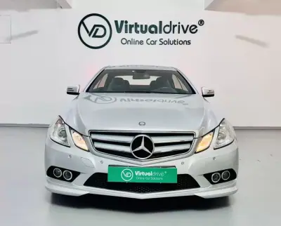 Mercedes-Benz E 220 2011 — photo 2 of 54