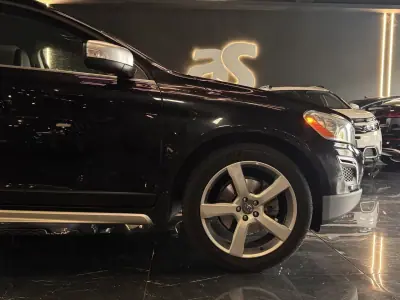 Volvo XC 60 2012 - 16990 EUR, 201000 km - AUTO.MOTO.pt - 201000km - foto 6 de 35