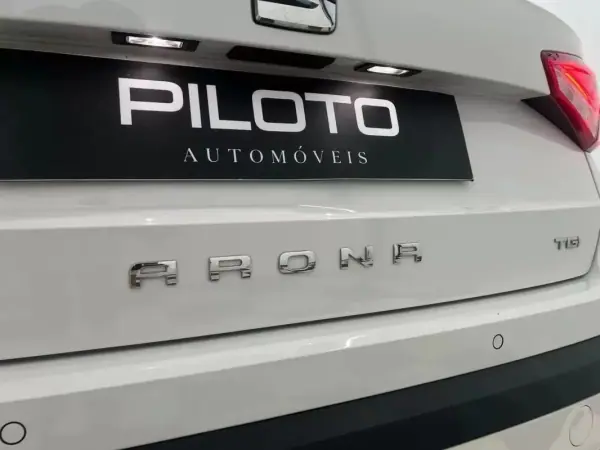SEAT Arona 2020 - 15490 EUR, 59460 km - AUTO.MOTO.pt - 59460km - foto 15 de 39
