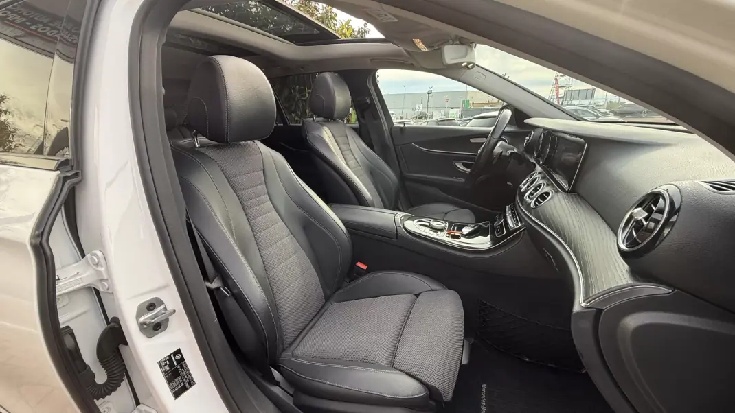 Mercedes-Benz E 300 2019 - 26990 EUR, 147000 km - AUTO.MOTO.pt - 147000km - foto 33 de 41
