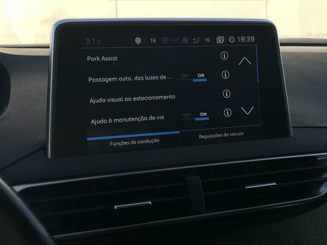 Peugeot 5008 2019 - 14990 EUR, 228000 km - 228000km - foto 29 de 42