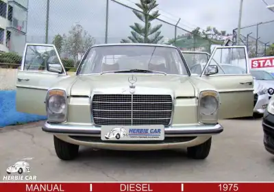 Mercedes-Benz 220 1975 - 12500 EUR, 31373 km - AUTO.MOTO.pt - 31373km - foto 8 de 20