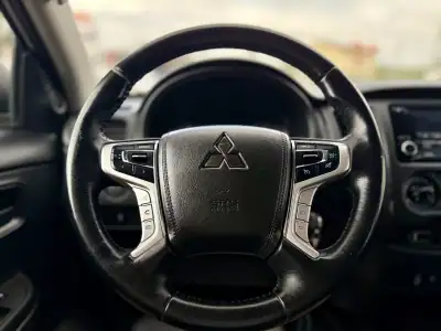 Mitsubishi L200 2022 - 30450 EUR, 82000 km - AUTO.MOTO.pt - 82000km - foto 18 de 30