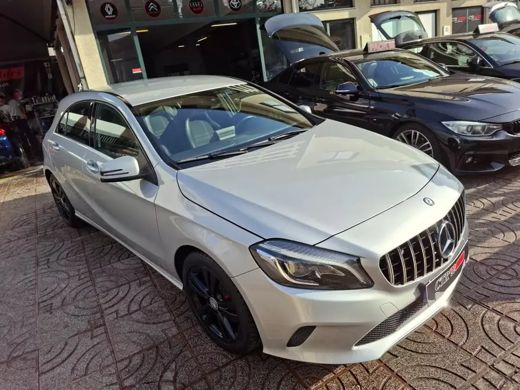 Mercedes-Benz A 180 2017 - 16900 EUR, 125000 km - AUTO.MOTO.pt - 125000km - foto 5 de 31