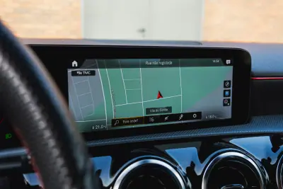 Mercedes-Benz A 180 2021 - 29900 EUR, 95000 km - AUTO.MOTO.pt - 95000km - foto 15 de 26