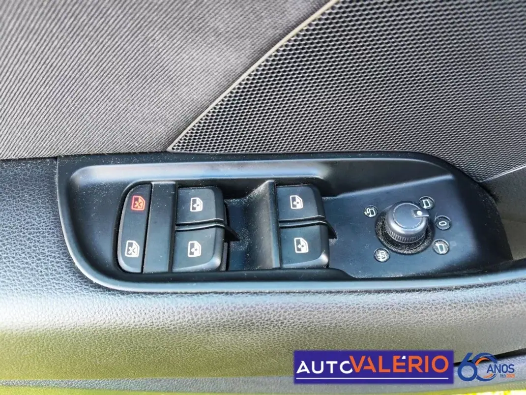 Audi A3 Sportback 2019 - 18950 EUR, 88596 km - AUTO.MOTO.pt - 88596km - foto 12 de 34