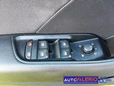 Audi A3 Sportback 2019 - 18950 EUR, 88596 km - AUTO.MOTO.pt - 88596km - foto 12 de 34