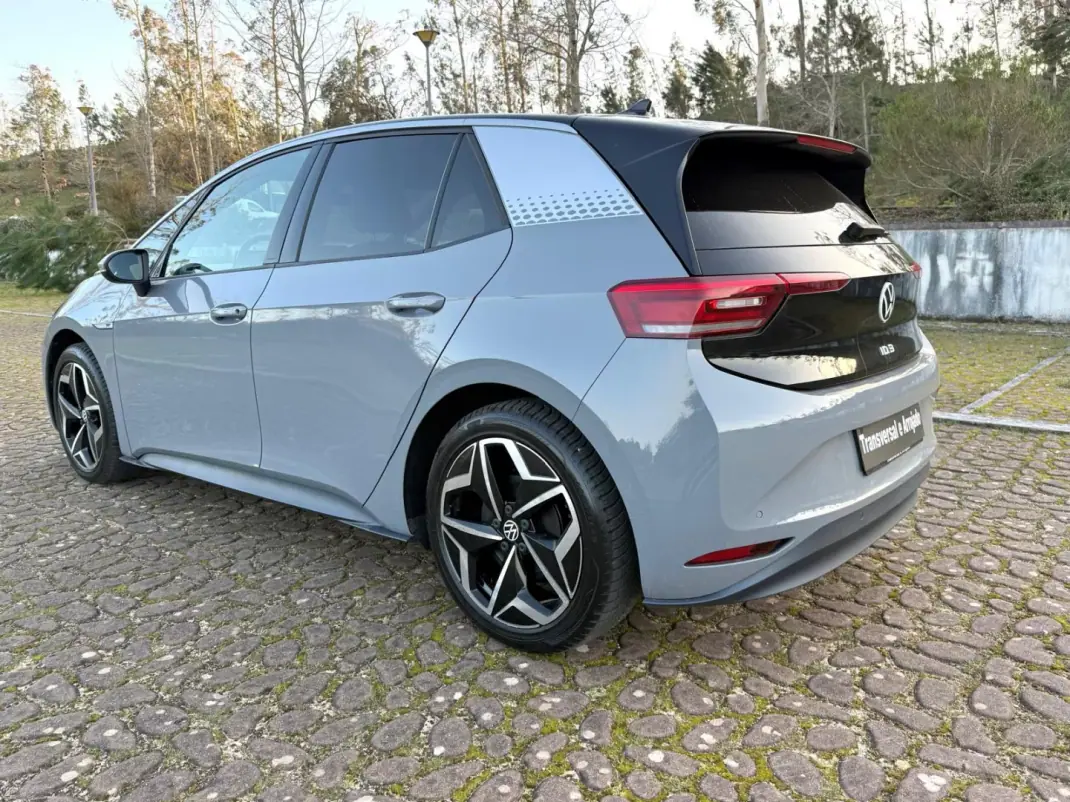 Volkswagen ID.3 2020 - 19500 EUR, 85000 km - AUTO.MOTO.pt - 85000km - foto 13 de 17