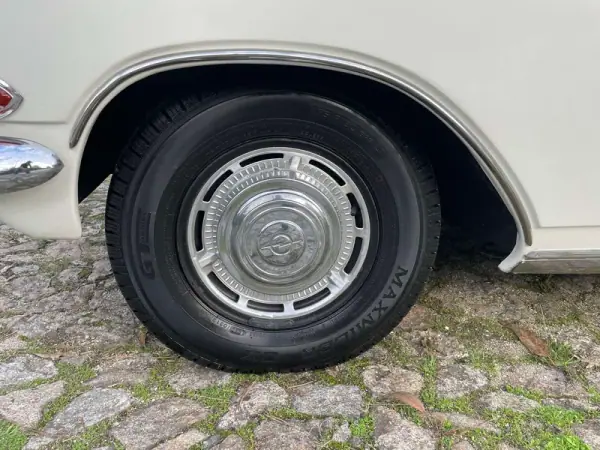 Opel Olympia 1965 - 25000 EUR, 92000 km - AUTO.MOTO.pt - 92000km - foto 27 de 37