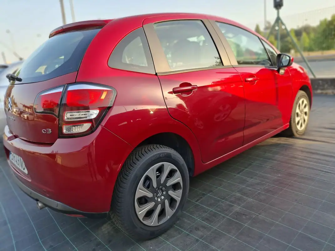 Citroën C3 2017 - 13500 EUR, 120000 km - AUTO.MOTO.pt - 120000km - foto 7 de 11