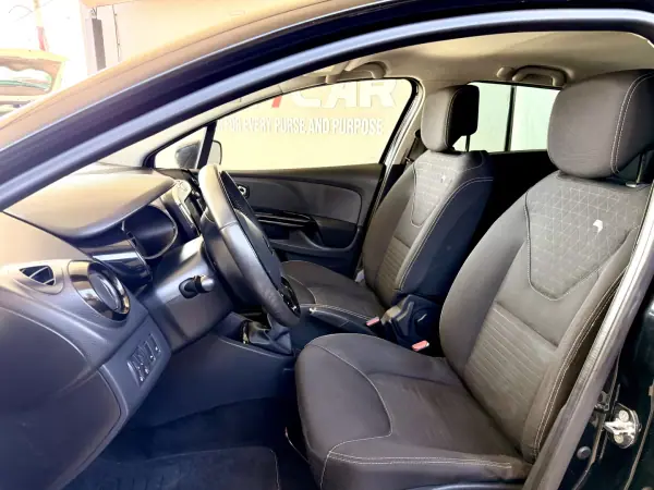 Renault Clio Sport Tourer 2013 - 7990 EUR, 202124 km - AUTO.MOTO.pt - 202124km - foto 8 de 13